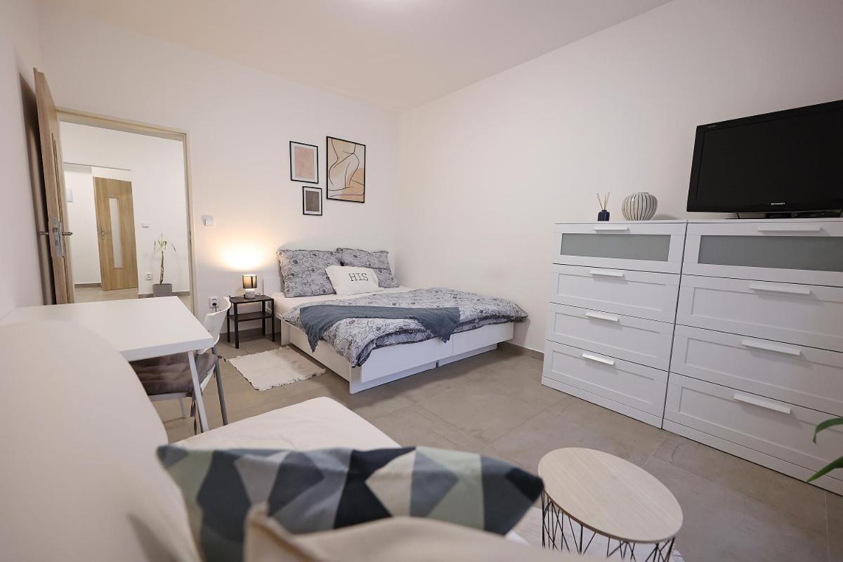 Fara No71 Apart 3 Libice nad Cidlinou Extérieur photo